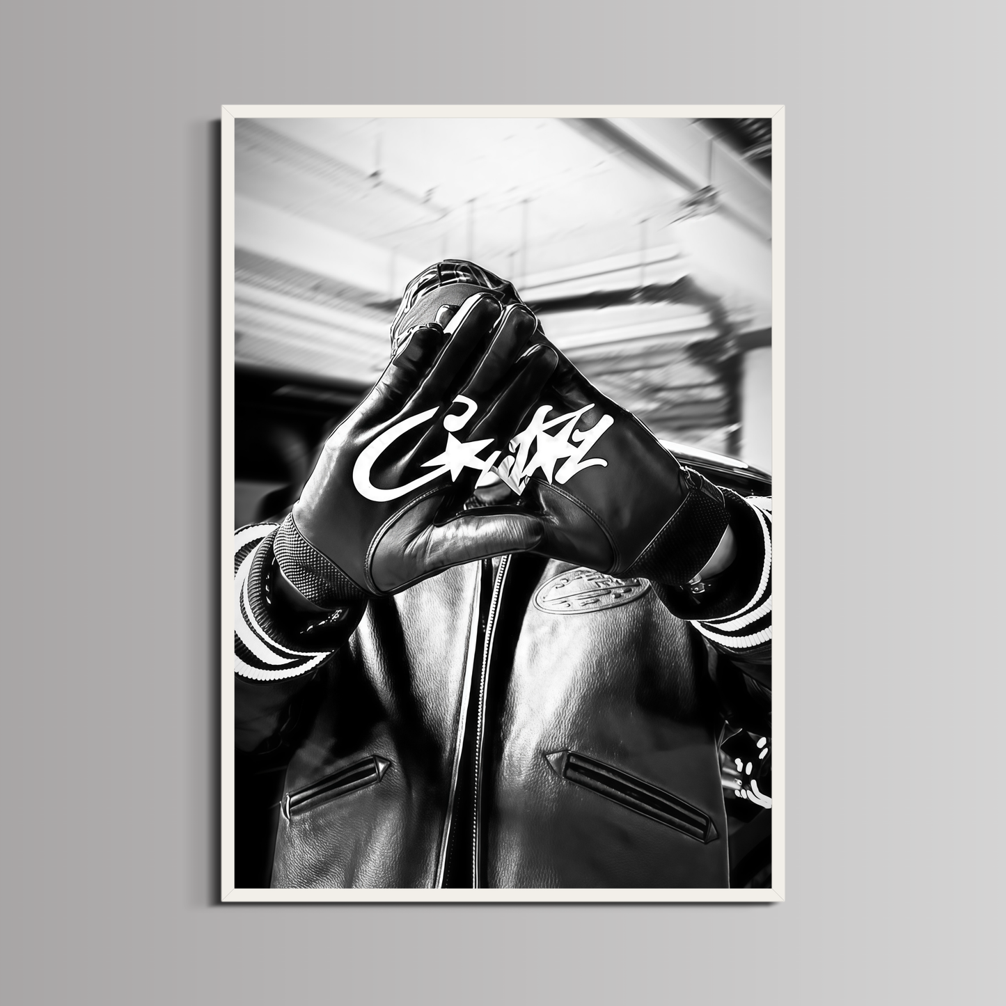 CORTEIZ - ''GLOVES''